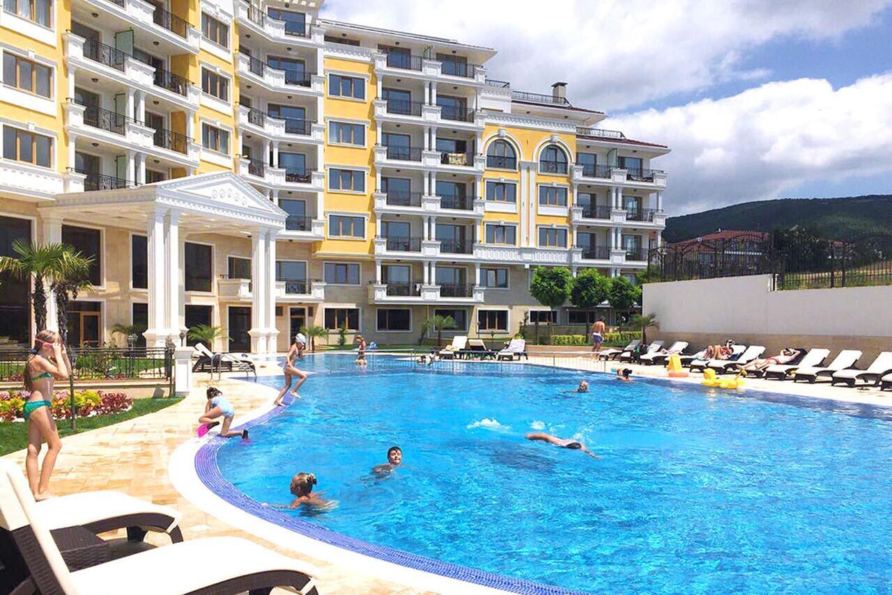 Florence Deluxe Apartments Sveti Vlas Exteriör bild